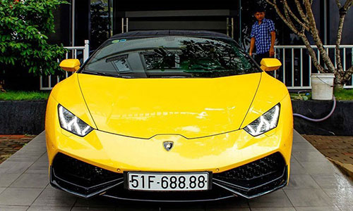 Lamborghini "hàng khủng" của Cường Đô La ra Đà Nẵng